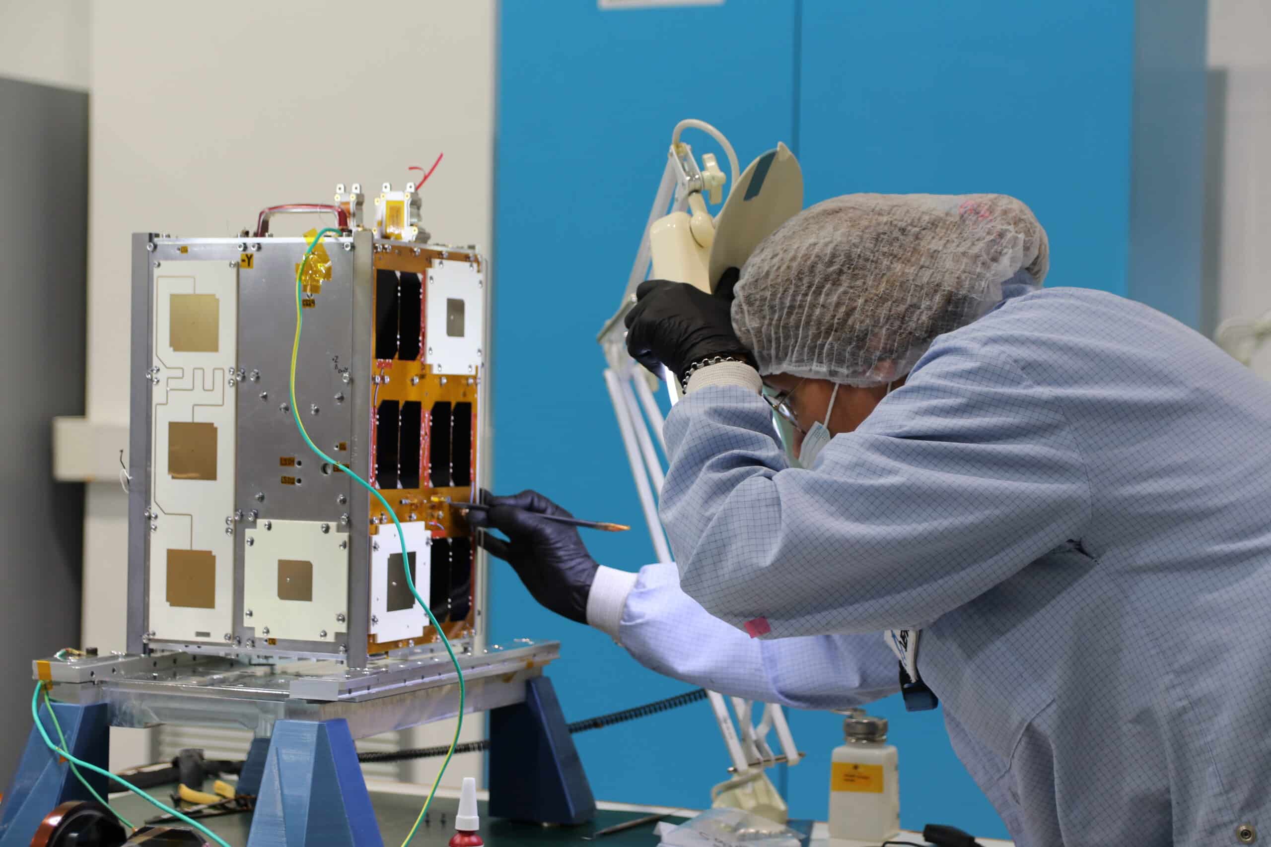 Diálogo productivo con Nicolás Valentín Conde, primer ingeniero espacial argentino